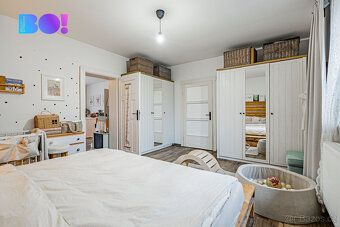Nabízíme k prodeji prostorný rodinný dům nacházející se v kl