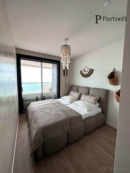 Rádi Vám představujeme tento exkluzivní apartmán o dispozici