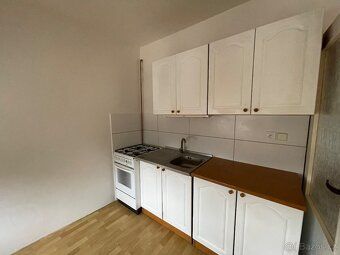 Nabízíme k pronájmu byt o dispozici 2+kk, který se nachází v