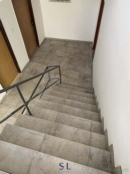 Ev.č. 01568 Nabízíme k pronájmu byt o dispozici 2+1 a užitné