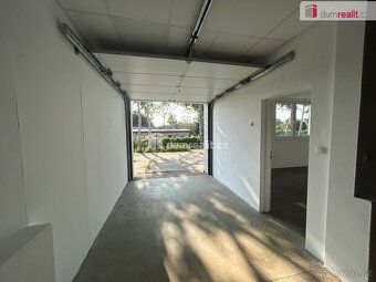 +popl. 2200, Pronajímatel si vyhrazuje právo vybrat si nájem
