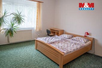 Prodej prvorepublikové vily s investičním potenciálem, Nýrsk