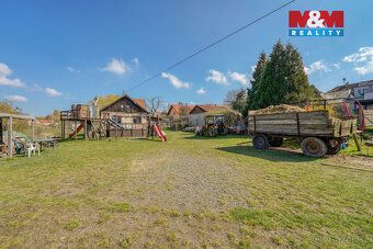 K prodeji lukrativní rozlehlý pozemek 6691 m² v KÚ Újezd, v 
