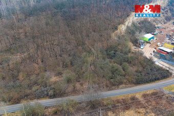 Nabízíme k prodeji provozní plochy o celkové výměře 918 m², 