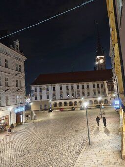 Ahoj! Uvolňujeme náš pokoj v bytě na Dolním náměstí 6 (hned 