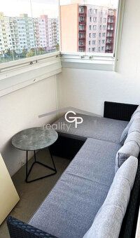 Nabízíme pronájem bytu 1+1 s balkónem, obytná plocha cca 32,