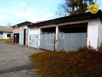 Nabízíme uzavřený komerční areál (bývalé dílny ZD) v obci Ne