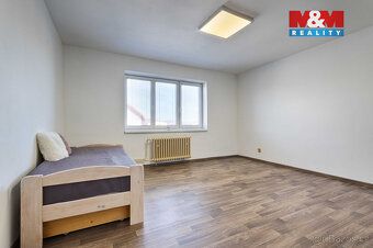 Nabízíme k prodeji rodinný dům v klidné části Pelhřimova, kt