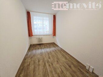 Ev.č. 02611 Exkluzivně nabízíme k pronájmu prostorný byt 4+1