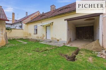 Nabízíme k prodeji RD situovaný v obci Čistá, okres Rakovník