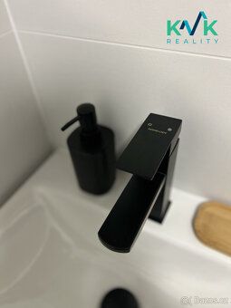 Nabízíme k prodeji byt 1+kk, o výměře 19 m², v Karlových Var