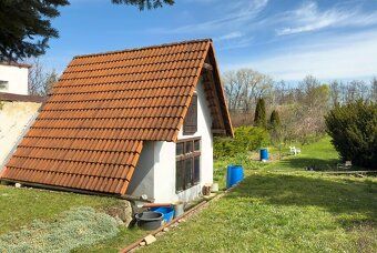 Hledáte klidné a prostorné bydlení v přírodě, a přitom na do