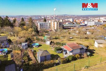 Útulná chata o dvou pokojích na pozemku 411 m² v k.ú. Lobzy 