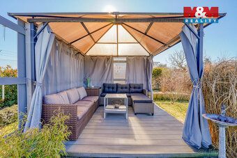 Nabízíme k prodeji krásný upravený pozemek 411 m² v k.ú. Lob