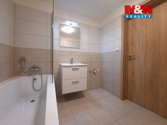 Pronájem bytu 3+kk o podlahové ploše 63 m2 v 6. nadzemním po