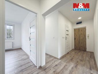 Nabízíme k prodeji družstevní byt 3+1 s možným převodem do o