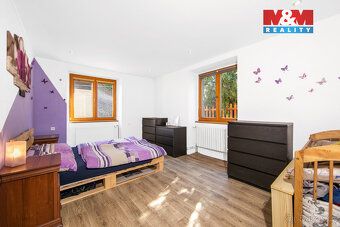 Nabízíme k prodeji rodinný dům o dispozici 3+1 s užitnou plo