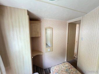 Mobilní dům Atlas Summer Ladge po nabízí dispozici 3 + KK a 