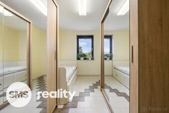 Nabízíme k prodeji samostatně stojící rodinný dům o dispozic