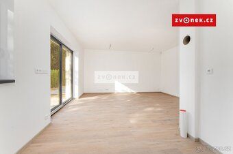Nabízíme na prodej novostavbu řadového rodinného domu veliko