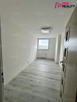 Pronájem pěkného, částečně vybaveného bytu 3+1 s lodžií o ce