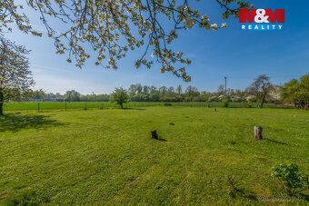 Prodej atraktivního stavebního pozemku o rozloze 1300m², umí