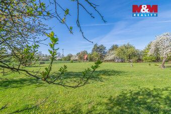Prodej atraktivního stavebního pozemku o rozloze 1300m², umí