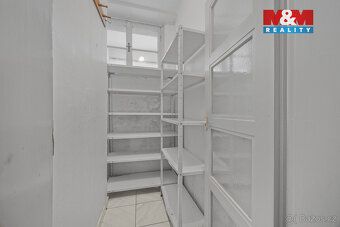 Nabízíme k pronájmu útulnou a prakticky řešenou přízemní čás
