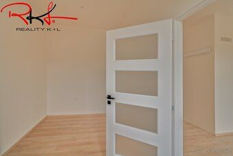 Nabízíme k prodeji prostorný a světlý byt 3+1 o výměře 65 m²