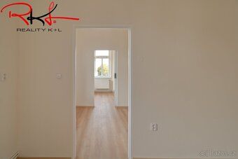 Nabízíme k prodeji prostorný a světlý byt 3+1 o výměře 65 m²