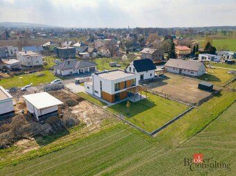 Prodej pozemku 6719 m2 z toho stavební pozemek 1453 m2 Štíti