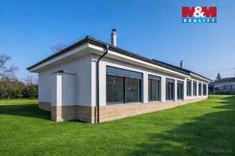 Nabízíme k prodeji novostavbu rodinného domu v původní zásta