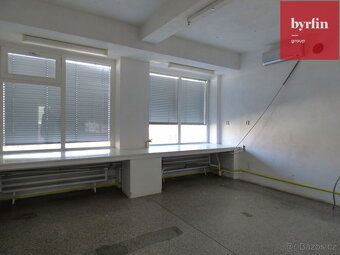 Nabízím pronájem komerčního prostoru o výměře 194m2 v Opavě 