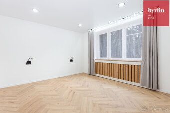 Hledáte byt, kde se snoubí promyšlený design, funkčnost a př