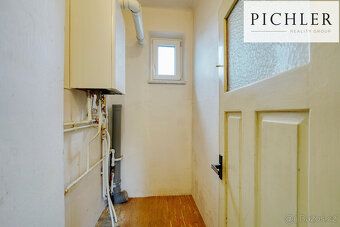 Nabízíme Vám ke koupi rodinný dům s užitnou plochou 325 m² s