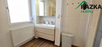 Nabízíme k prodeji prostorný rodinný dům o užitné ploše 275 
