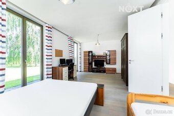 Nabízíme k prodeji atypickou třípodlažní vilu ve vyhledávané