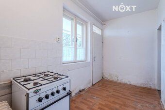 Exkluzivně Vám nabízíme ke koupi prostorný rodinný dům o dis