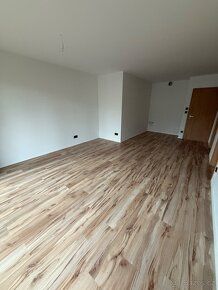 Nabízím k PRODEJI úplně nový moderní byt 2+kk+BALKON o celko