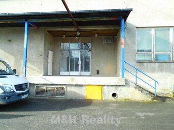 Pronájem skladovacího, výrobního prostoru o výměře 40 m2 v 1