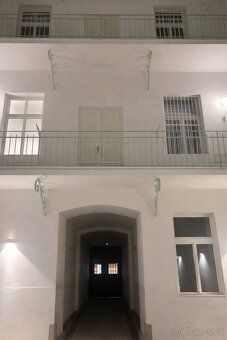 K pronájmu útulný a světlý byt o dispozici 2+kk a celkové pl