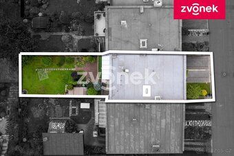 Prodej prostorného řadového domu s okrasnou zahradou, Otroko
