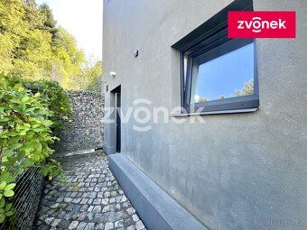 Exkluzivně nabízíme k pronájmu krásný, moderní a nově zrekon