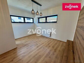 Nabízím Vám nově dokončený byt 2+kk s terasou a garážovým st
