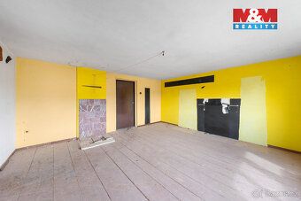 Nabízíme k prodeji rodinný dům o užitné ploše cca 200 m², kt
