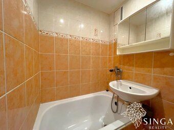 Nabízíme k pronájmu byt o dispozici 1+1 a velikosti 28 m² na
