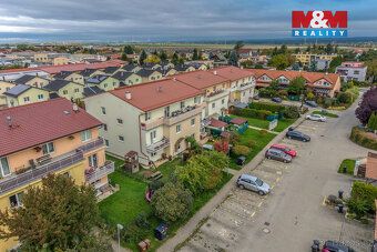 Prodej bytu s dispozicí 2+kk s rozdělenou ložnicí na dva sam