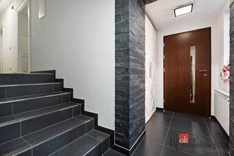 Prodej poloviny rodinného domu s 2 byty, U Cvičiště, Plzeň -