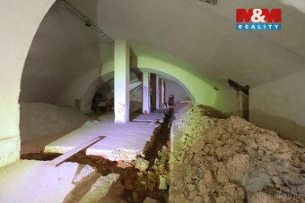 Exkluzivně nabízíme k prodeji památkově chráněný historický 