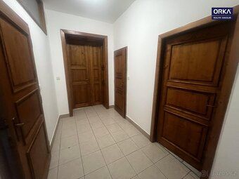 V této nabídce pronájmu bytu v Zábřeze na ulici Žižkova je v